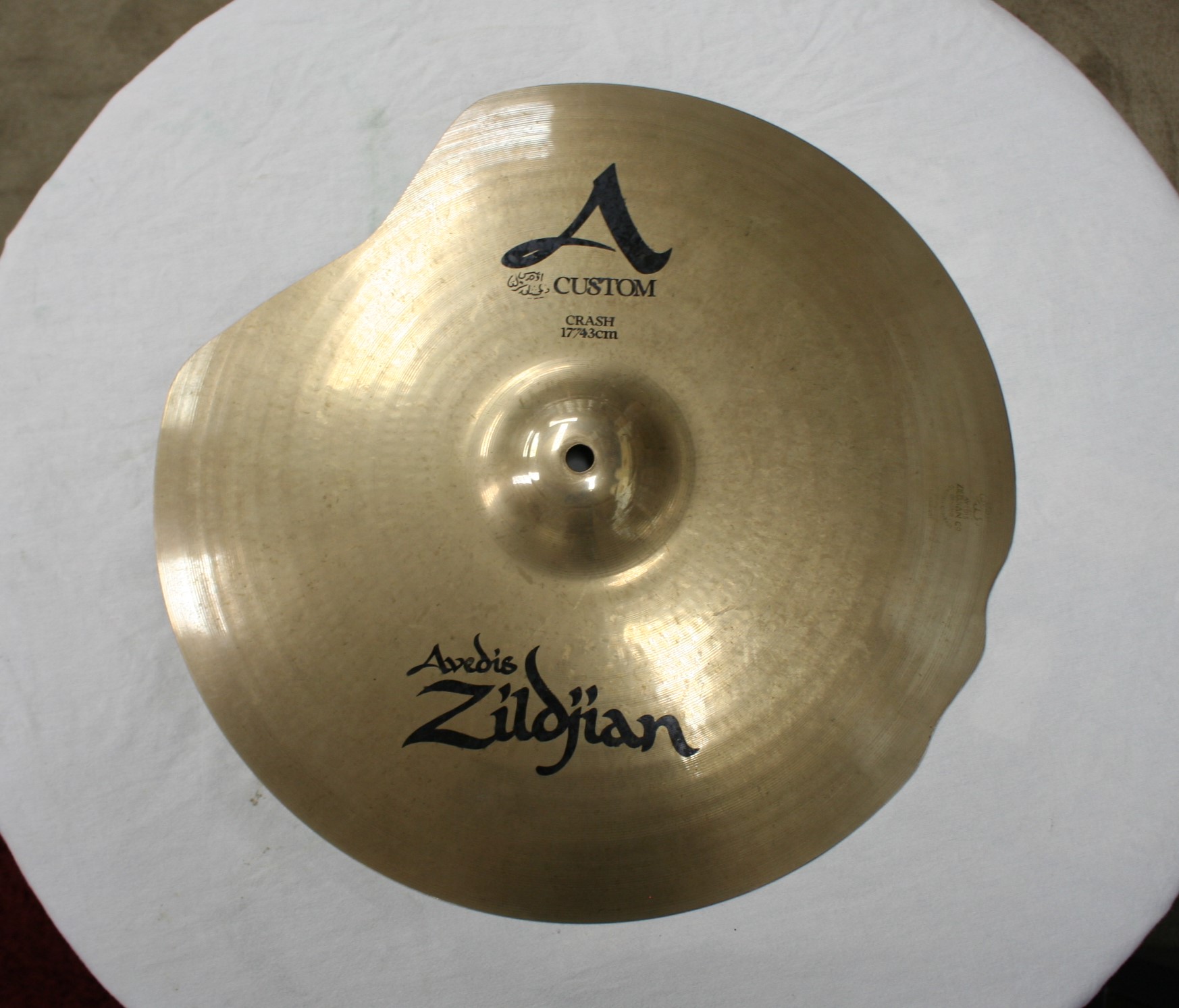 zildjian A custom 17 crash 1124 crashed