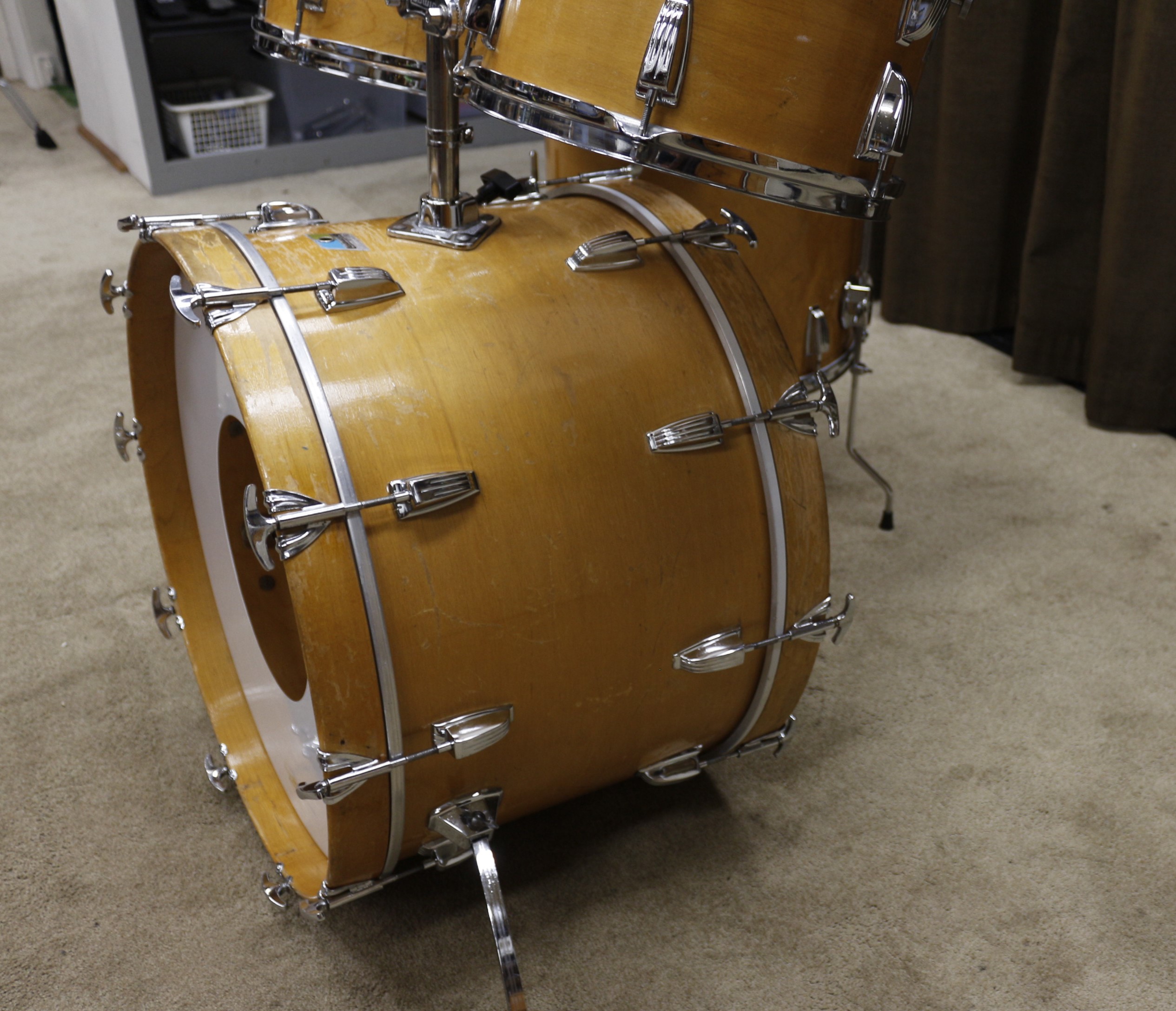 ludwig thermogloss 78/79 vintage shellset 22/12/13/16