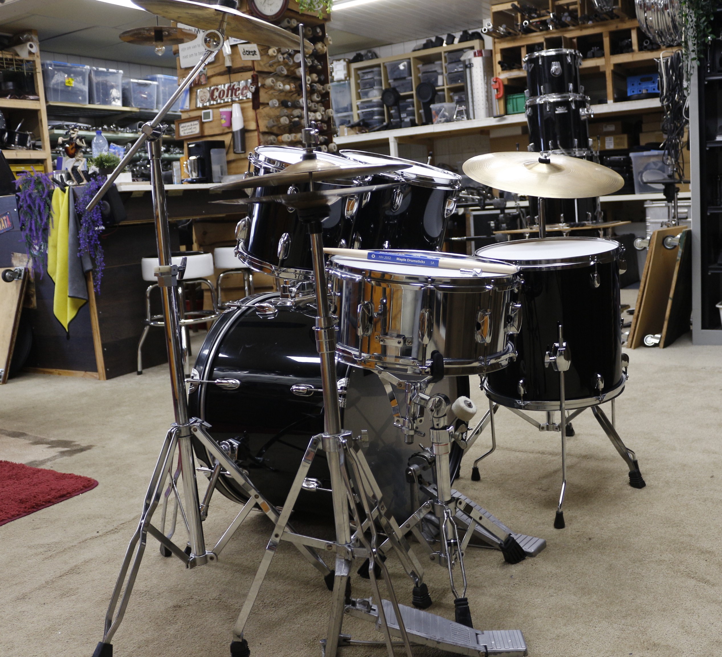 basix zwart beginners drumstel 22/10/12/14/14sn bekkenset