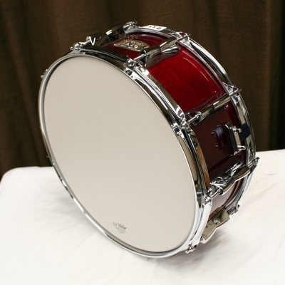 snare 435  yamaha stage custom 14 x 5.5 cranberry red