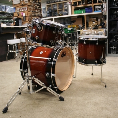 DW design series maple tobacco burst DDLG2214TB  shellset 22/10/12/16