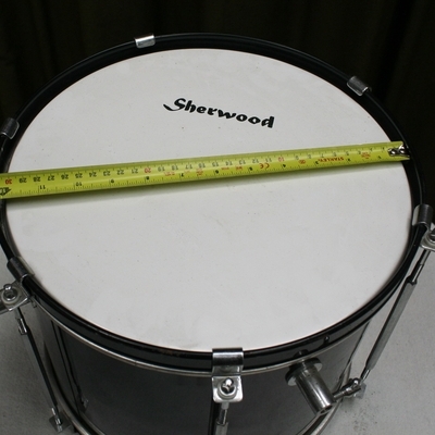 sherwood junior bassdrum zwart 12 x 10
