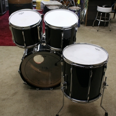 pearl BLX all maple shellset zwart 22/12/13/16