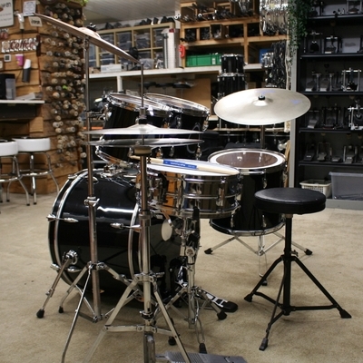 osan zwart beginners drumstel 22/10/12/14/14sn bekkenset