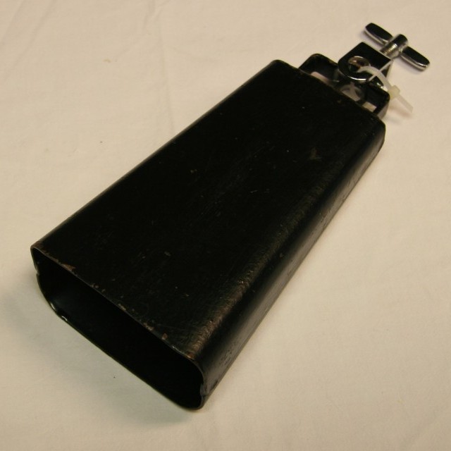 Cowbell 8 zwart 16,5 cm