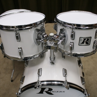 rogers white vintage shellset 22/12/13/16