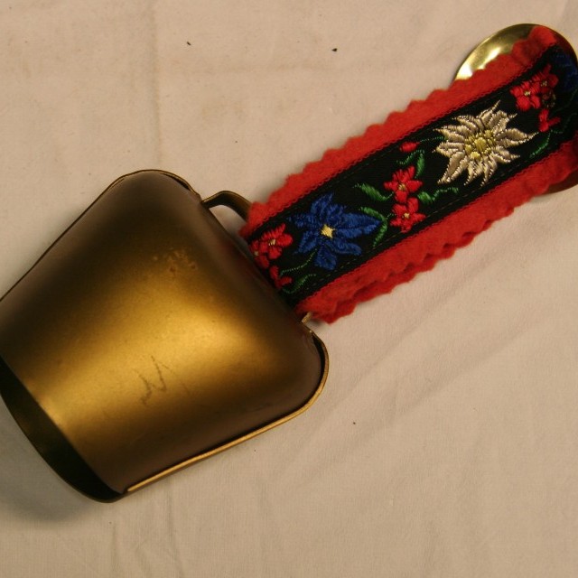 Cowbell 33 original 8 cm