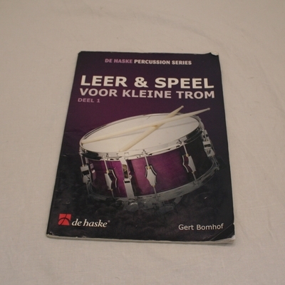 muziekboek 13 leer en speel voor kleine trom deel 1